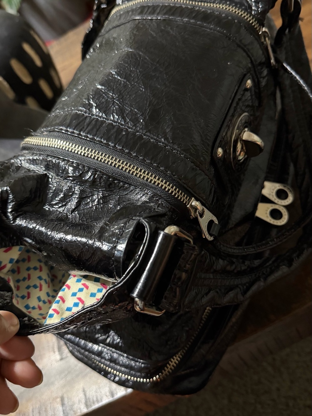 EUC Marc By Marc Jacobs Turnlock Posh Bag Black Patent Leather Satchel - Picture 8 of 16